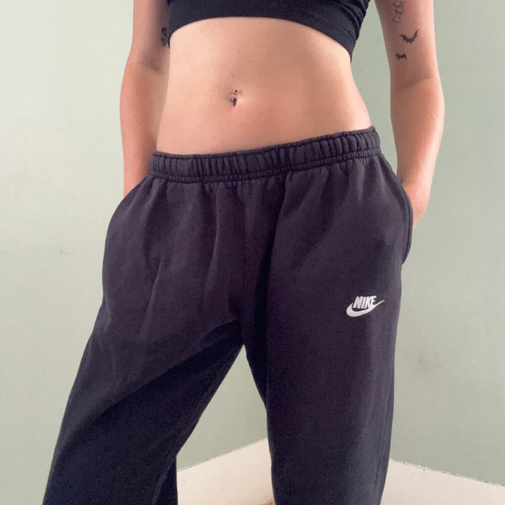 Nike Womens Tapered Leg Joggers Sweatpants Black Size Large Pockets Athletic
